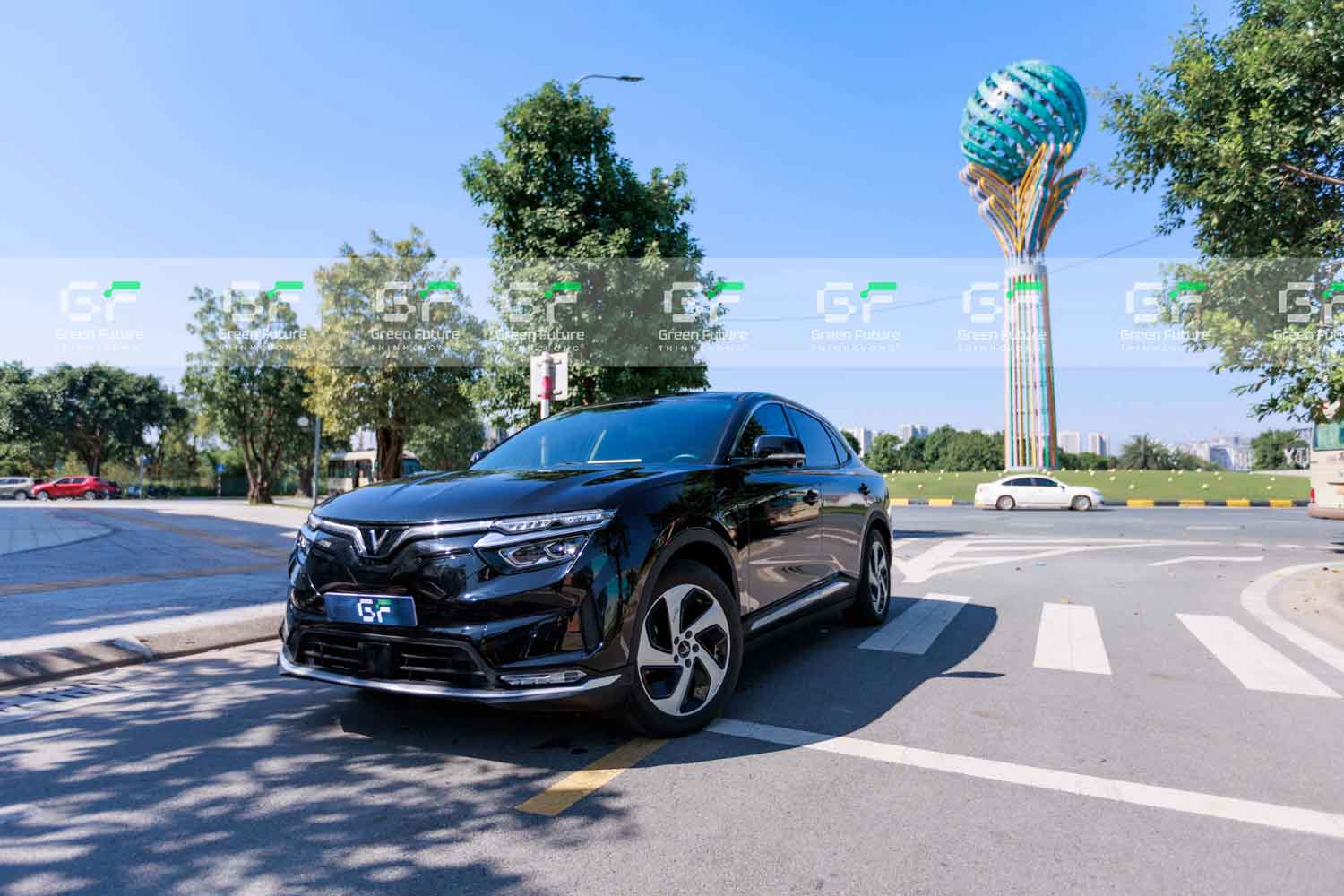 VINFAST VF8 ECO 2023 – ĐEN – ĐEN